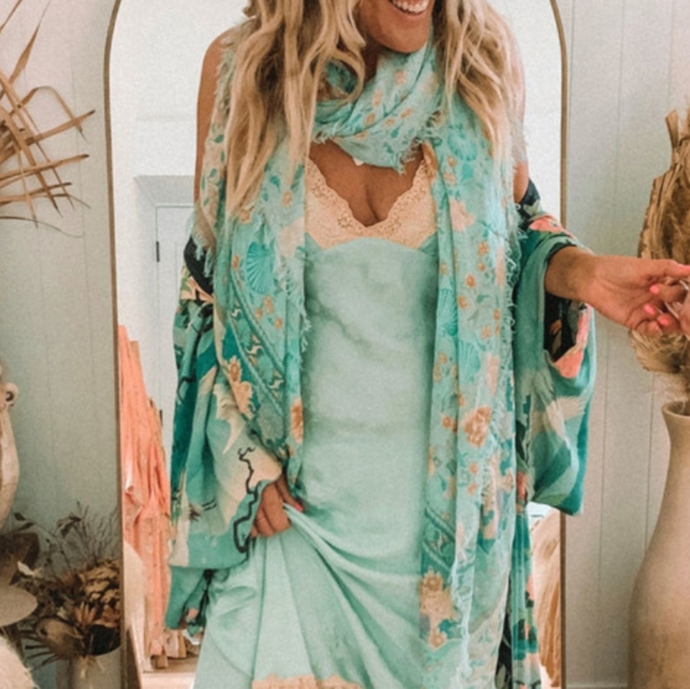 NWT Spell & the gypsy nightingale kimono - Picture 2 of 10